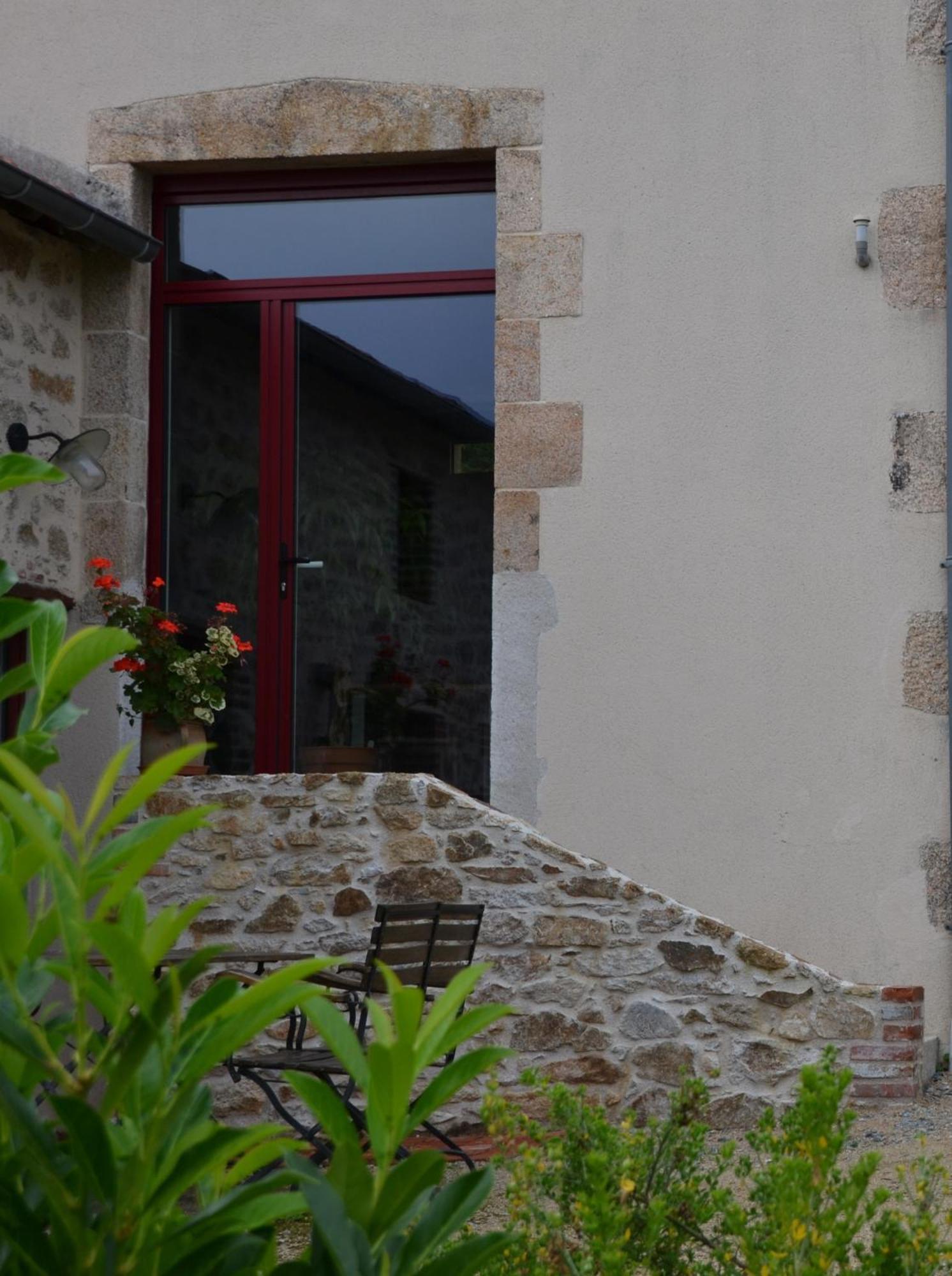 Bed and Breakfast Demeure Du Castel Les Chatelliers-Chateaumur Номер фото