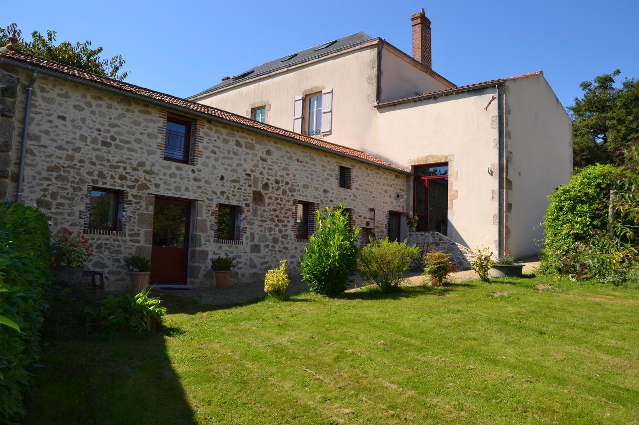 Bed and Breakfast Demeure Du Castel Les Chatelliers-Chateaumur Экстерьер фото